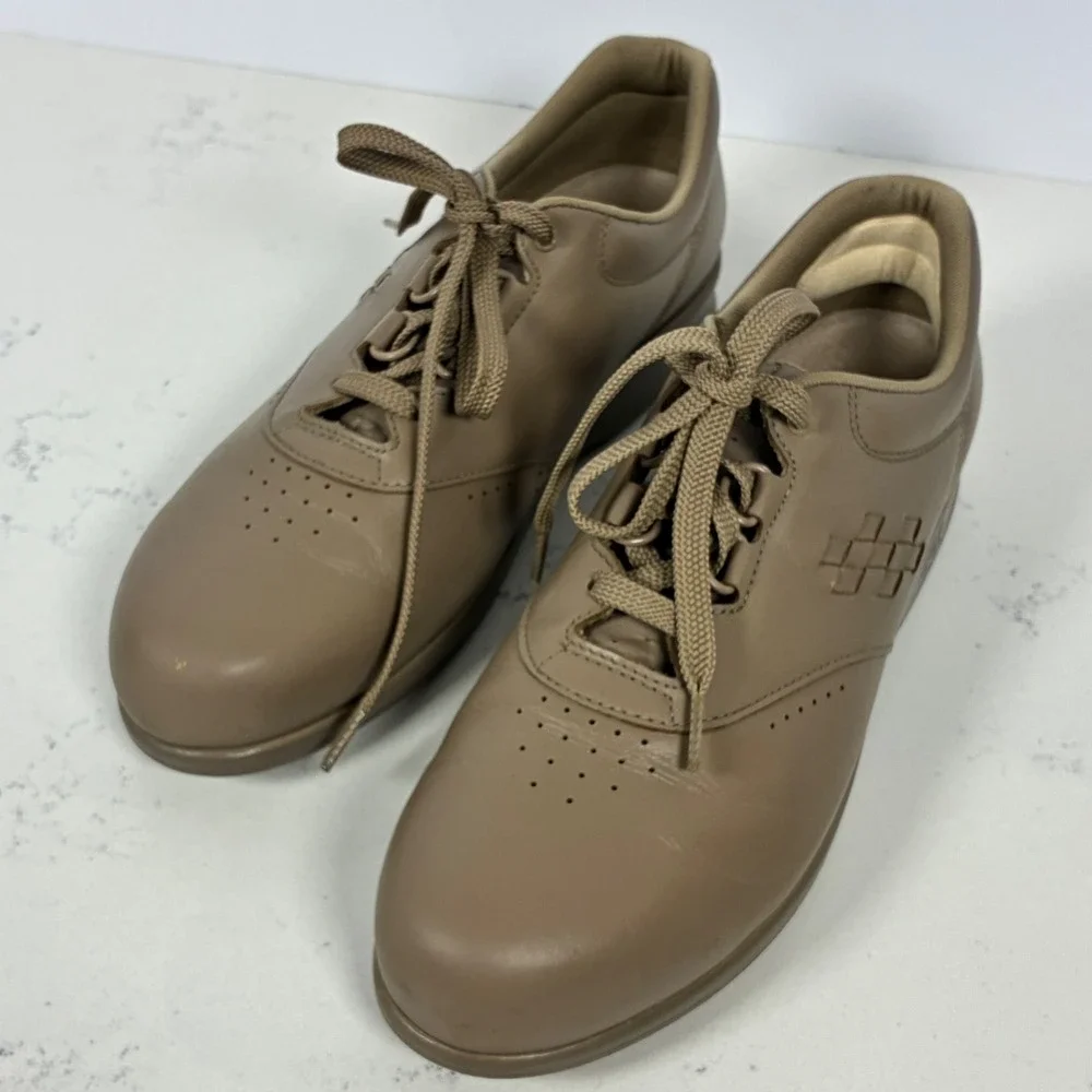 SAS Walking Shoes 10.5M Taupe Free Time Leather Comfort Sneaker Orthopedic Nurse